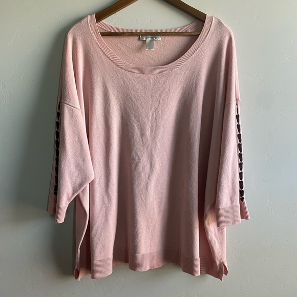 CJ Banks - Pink knit top with Lattice detail - Picture 1 of 9
